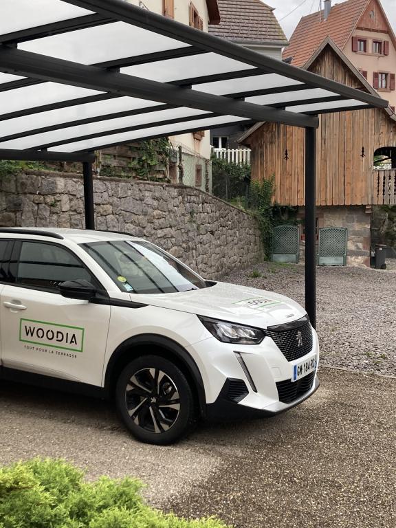Carport en aluminium, la solution idéale pour protéger votre véhicule